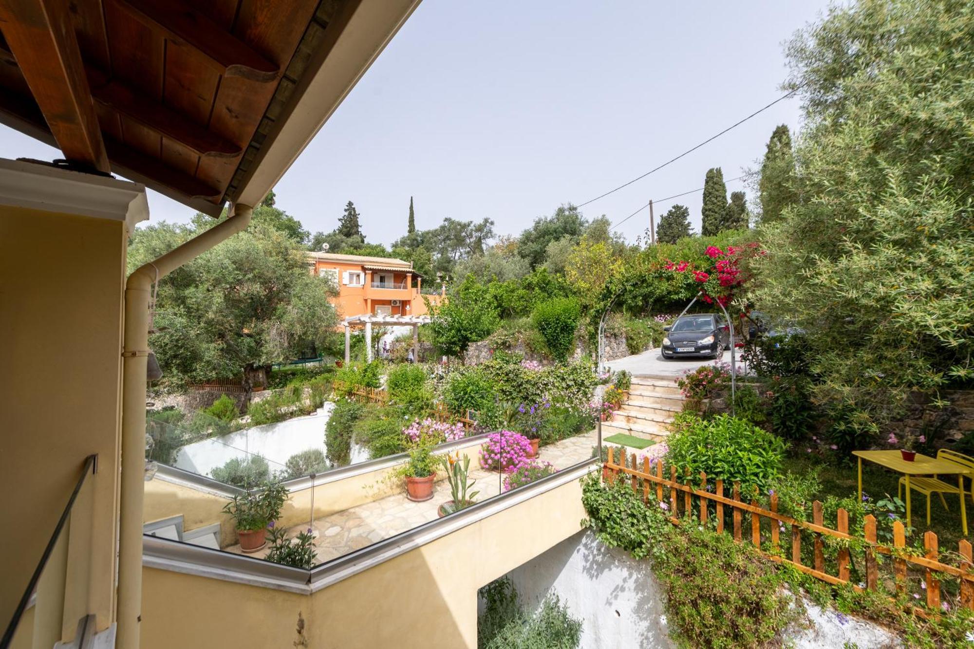 Lazaros Apartments Gouvia Exterior photo